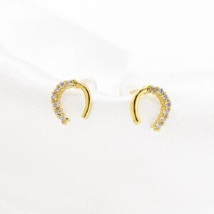 Gold Horseshoe Studs